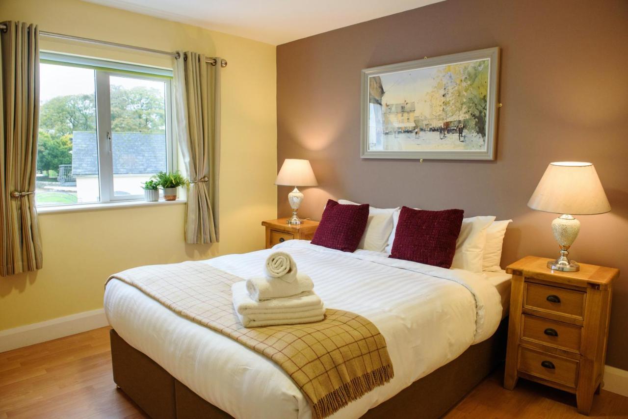 Waterfront Self Catering Houses Carrick on Shannon Eksteriør bilde