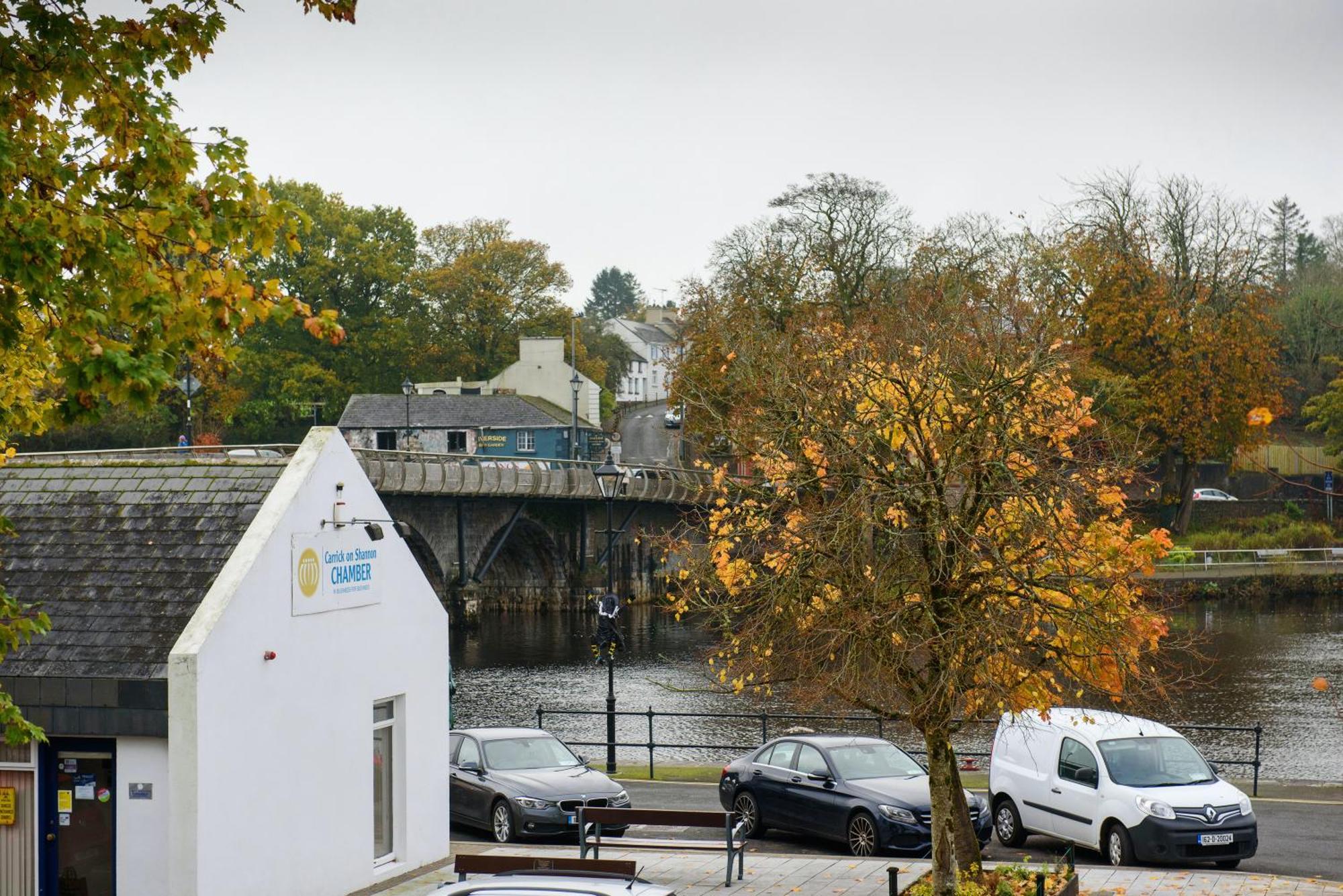 Waterfront Self Catering Houses Carrick on Shannon Eksteriør bilde