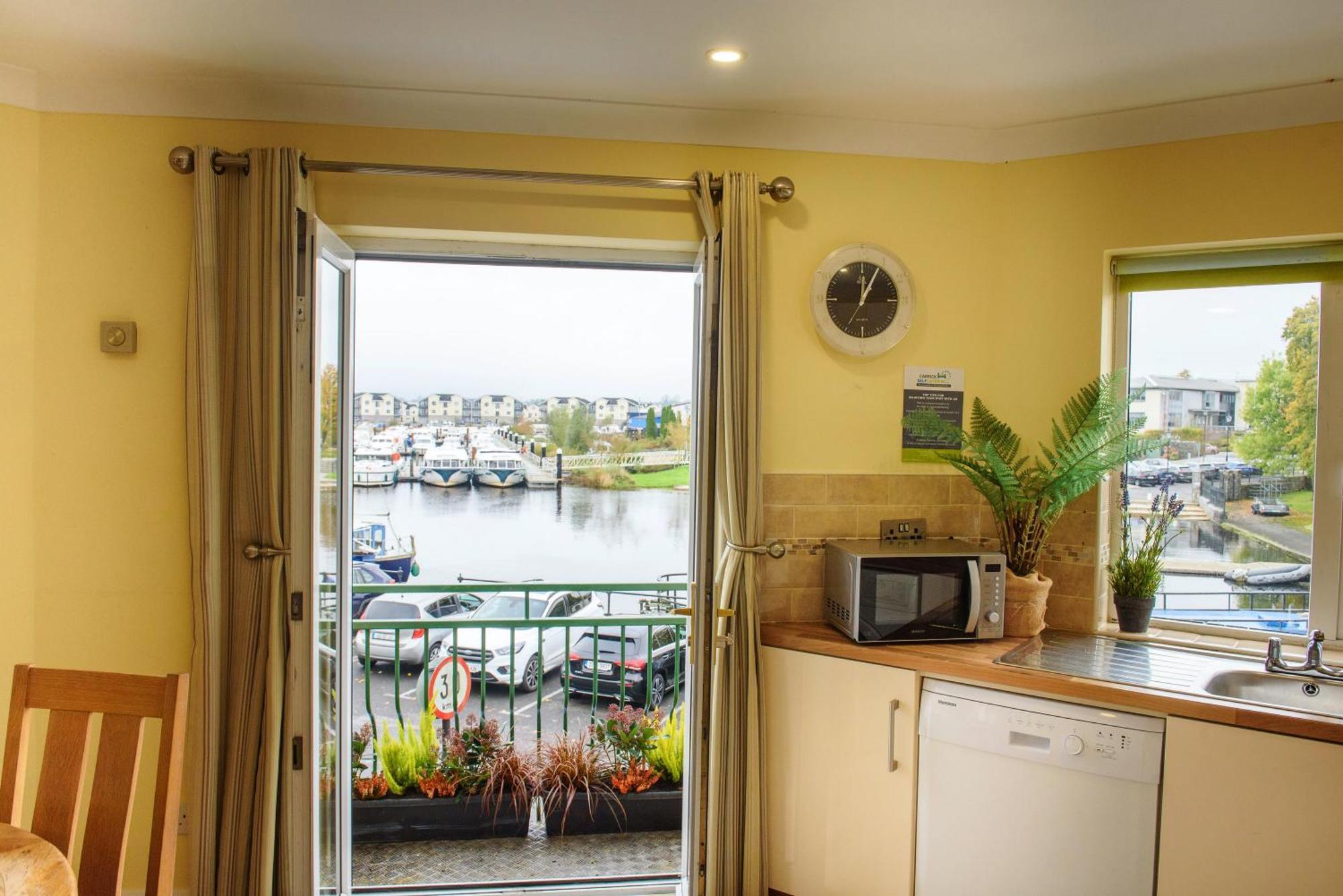 Waterfront Self Catering Houses Carrick on Shannon Eksteriør bilde