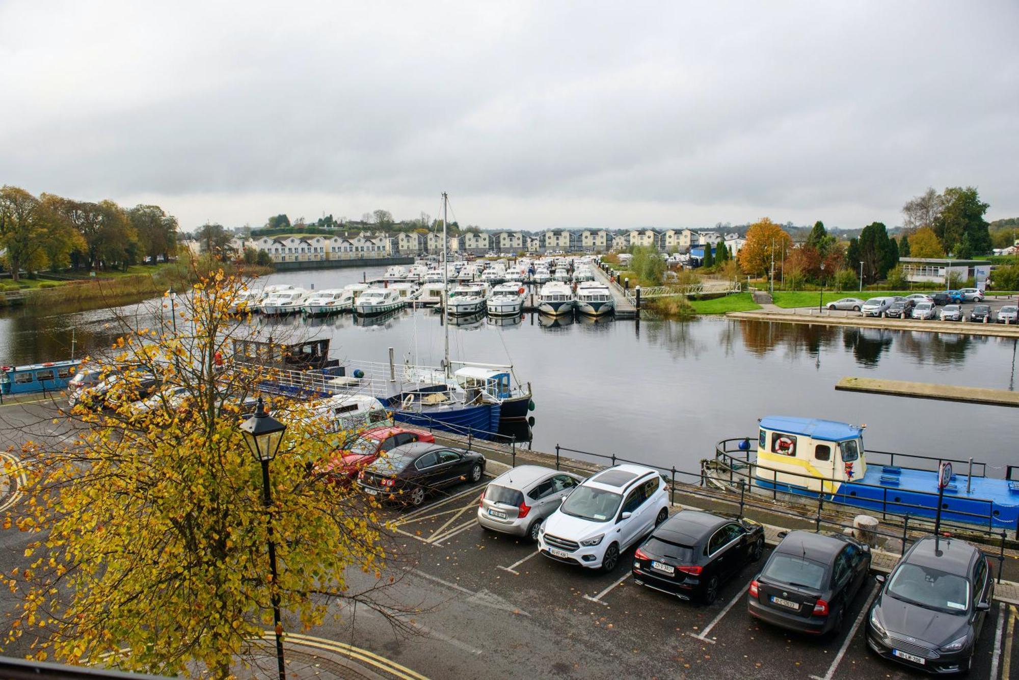Waterfront Self Catering Houses Carrick on Shannon Eksteriør bilde